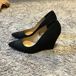 Express size 6 wedge